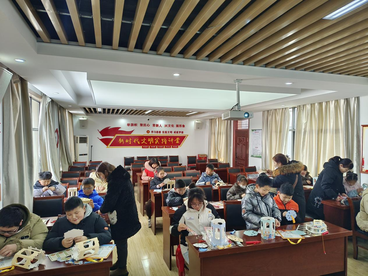 2月23日，胜利社区新时代文明实践站开展“正月十五花灯俏  欢欢喜喜闹元宵”——2024年“我们的节日·元宵”主题活动2.png