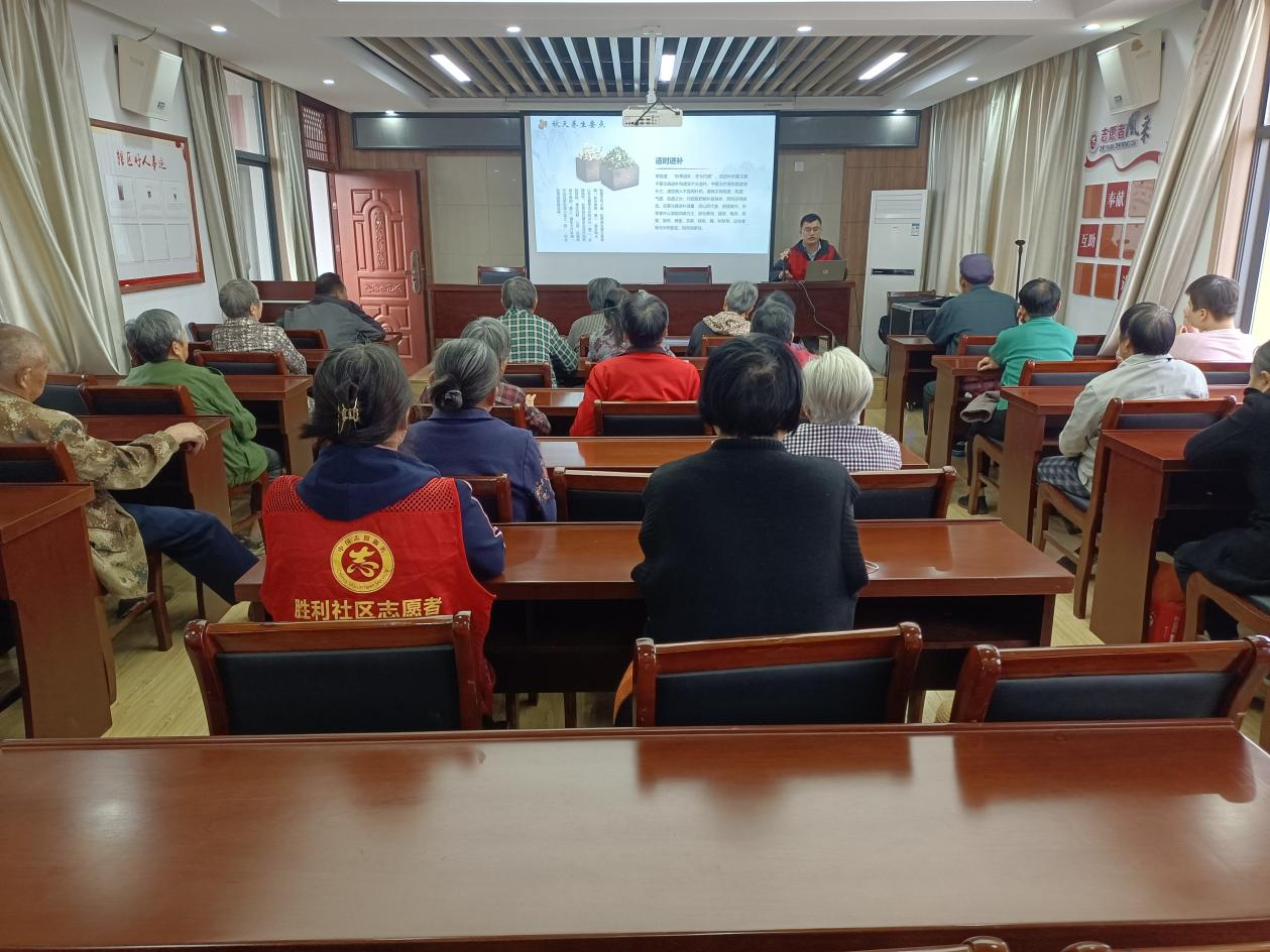 11月22日，胜利社区新时代文明实践站开展“全民防骗强意识 全域反诈筑屏障”老年人防诈骗知识宣传活动2.png
