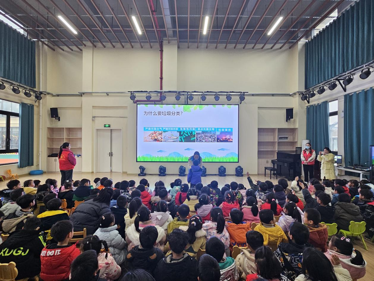 1月18日，扬子社区新时代文明实践站组织开展“分类同心，绿色童行”主题活动2.png