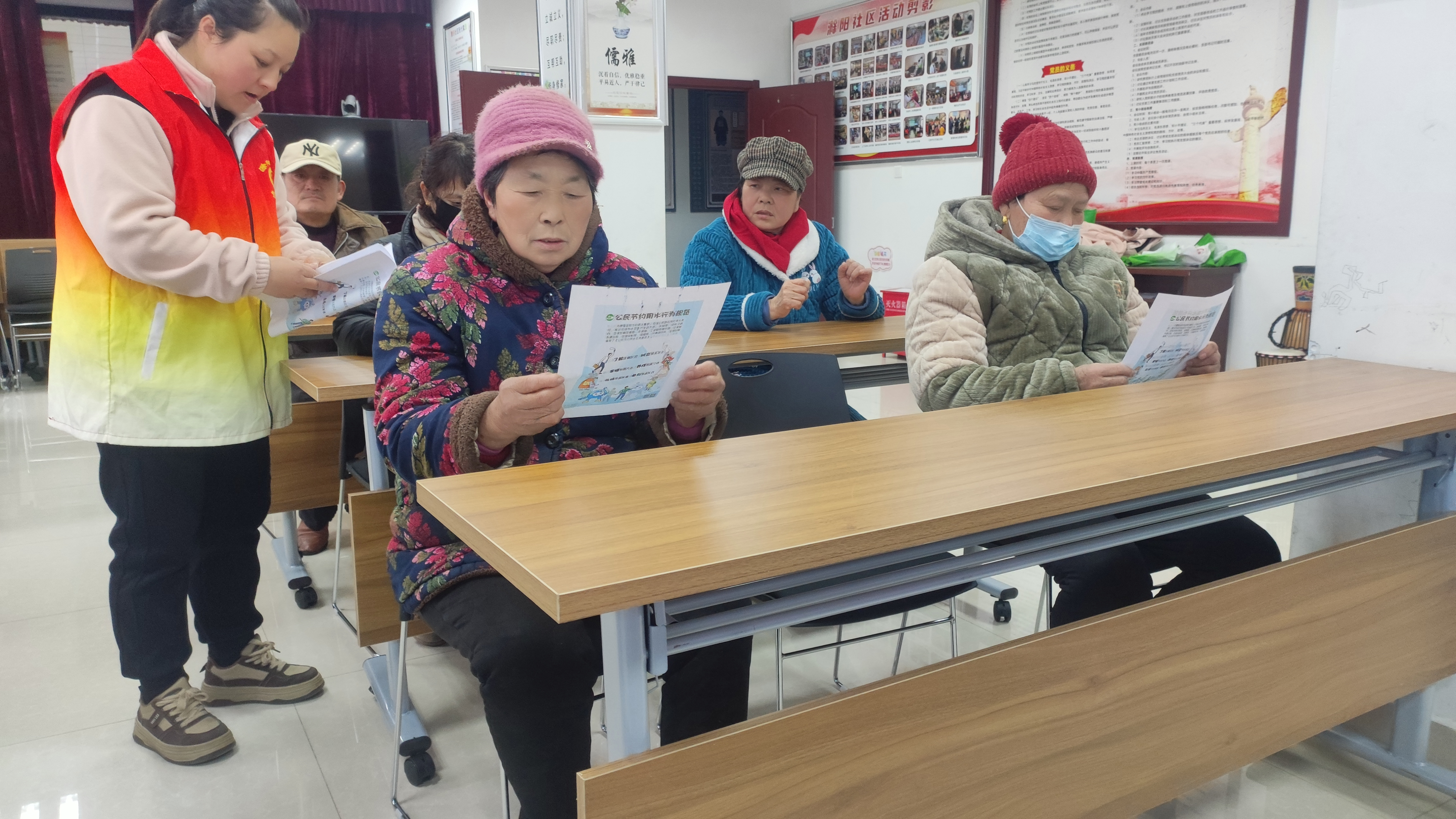 3月4日，滁阳社区新时代文明实践站开展“节约用水光荣 浪费水源可耻”活动.png