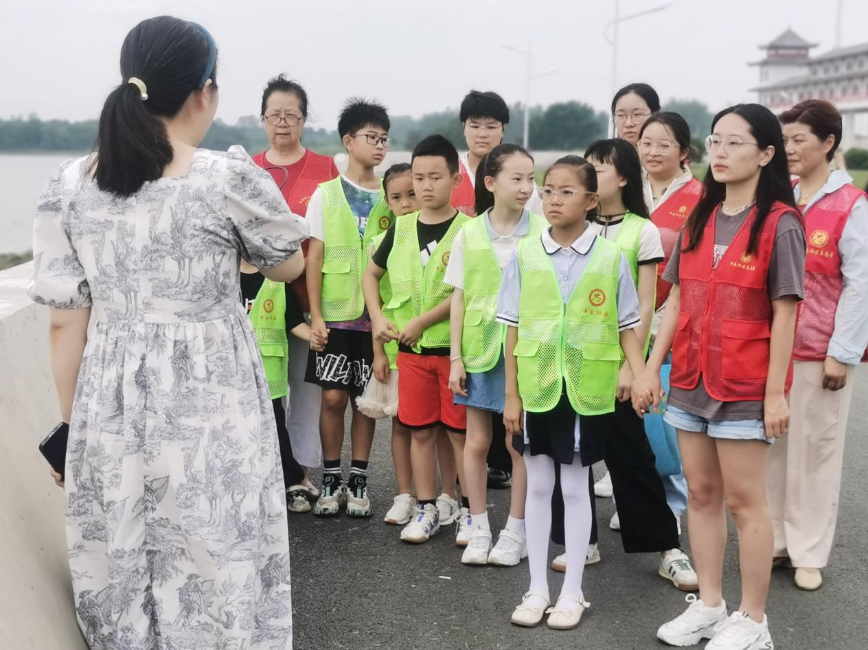 7月17日，丰乐社区新时代文明实践站开展“节约土地，珍惜水资源，共筑美好家园”主题活动2.png